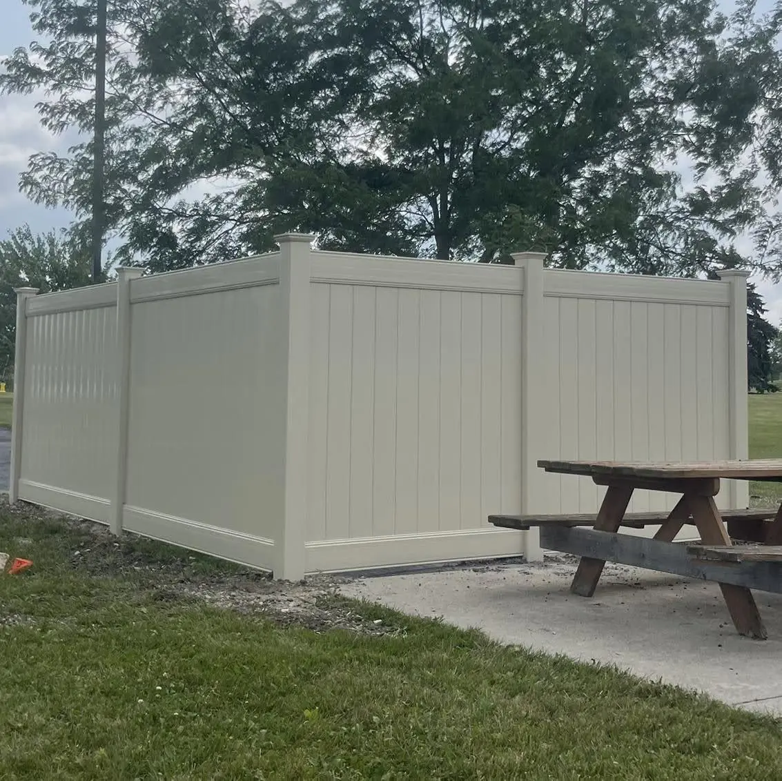 Advance Fence
