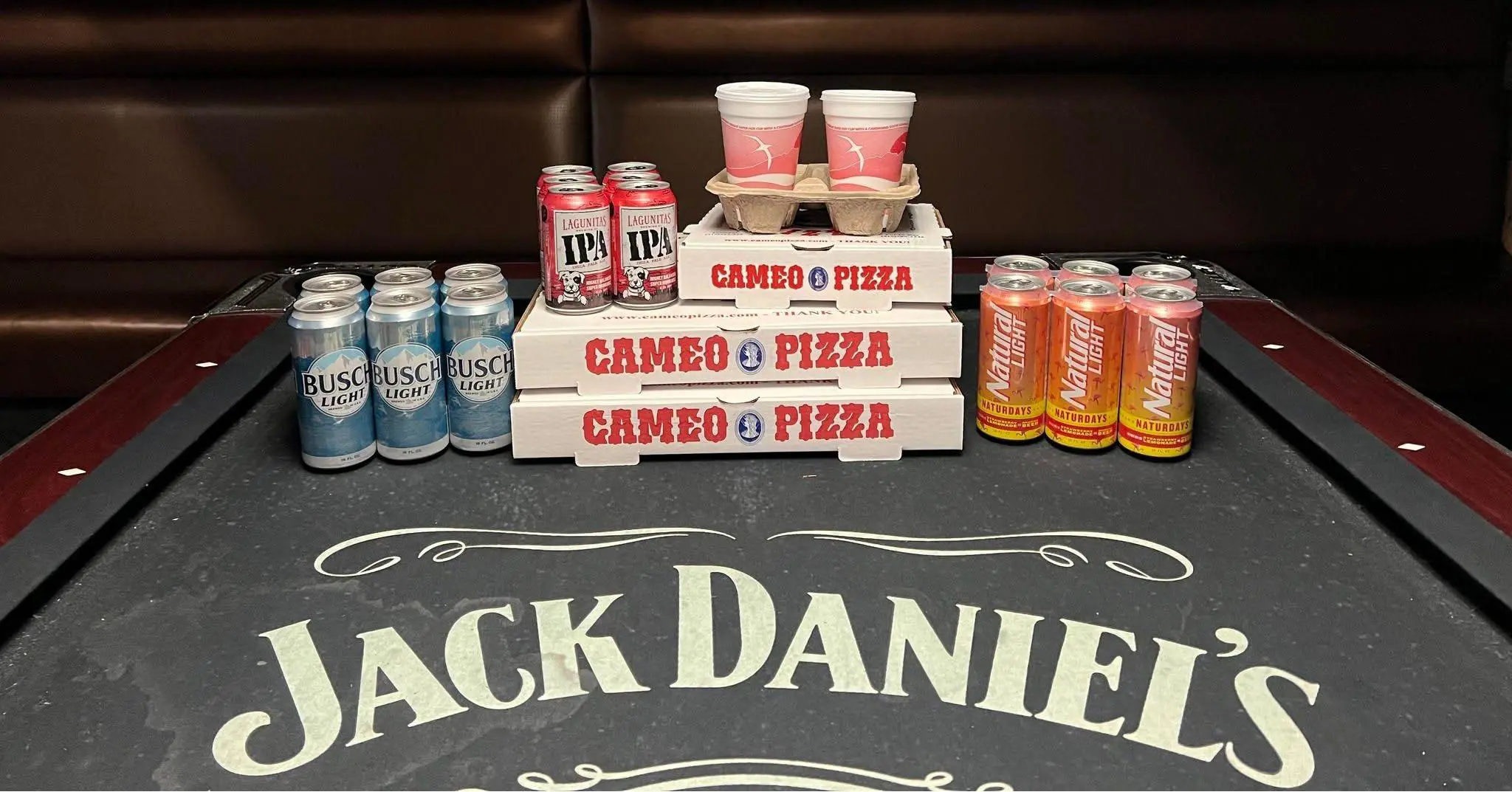Doc's Big City Saloon / Cameo Pizza
